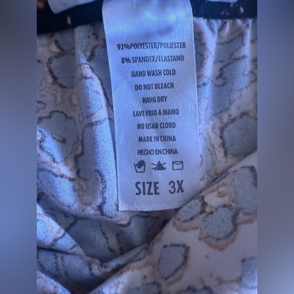 Plus Size Women’s sleeveless Leopard Print Jumpsuit size 3X pre-owned wide leg - Picture 15 of 16